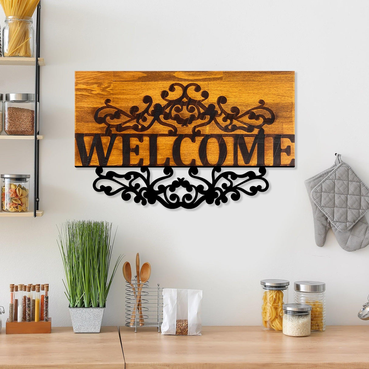 Decoratiune de perete lemn Welcome, Nuc, 58x36x3 cm